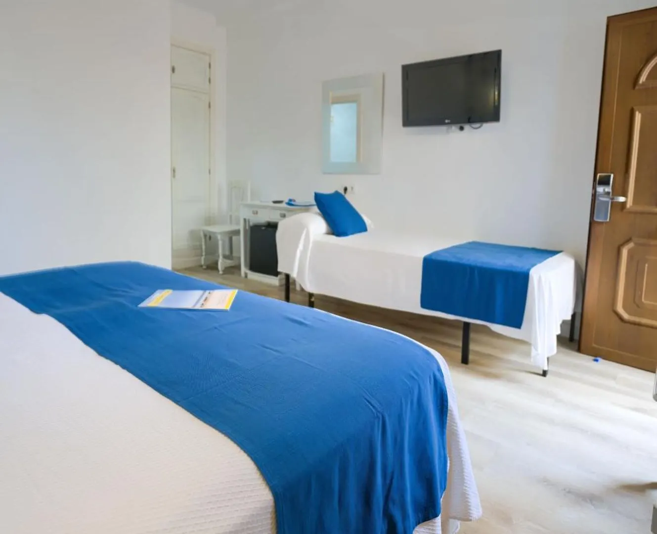 Dulce Nombre Hotel - Apartamentos تريفة