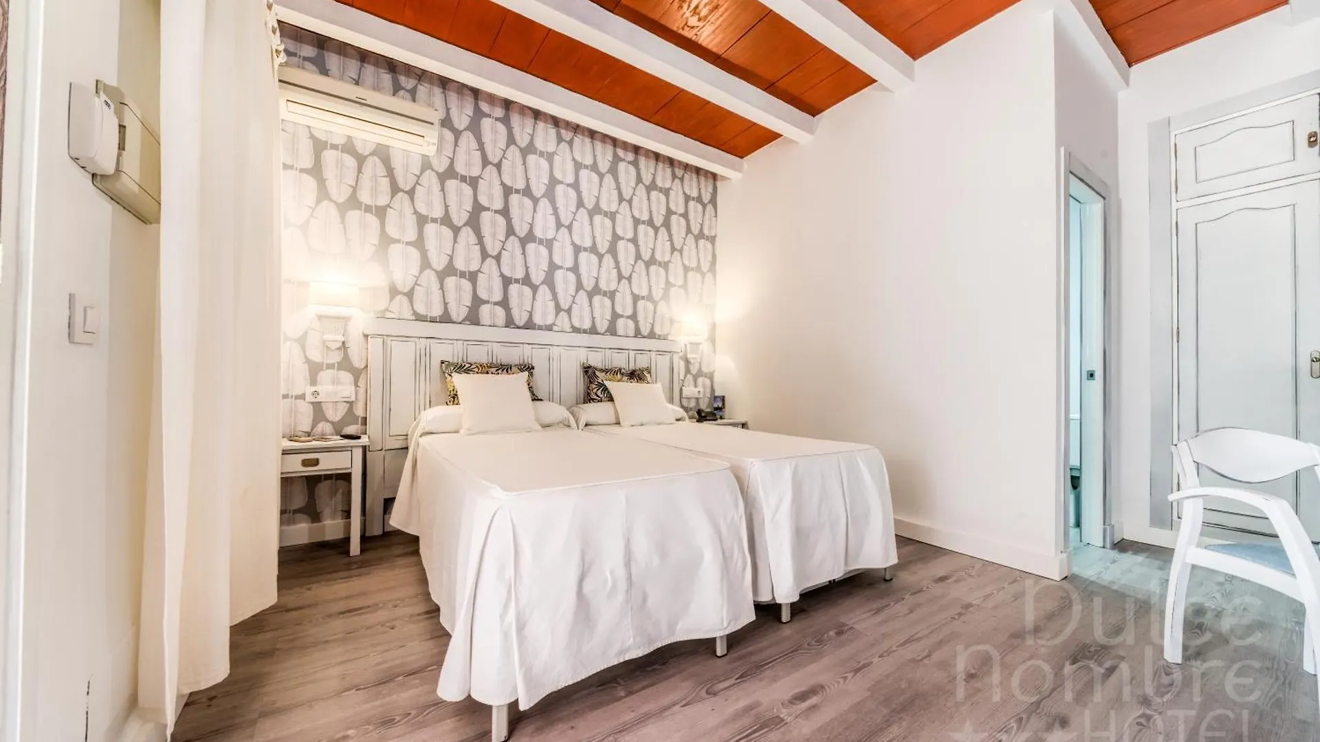 Dulce Nombre Hotel - Apartamentos تريفة
