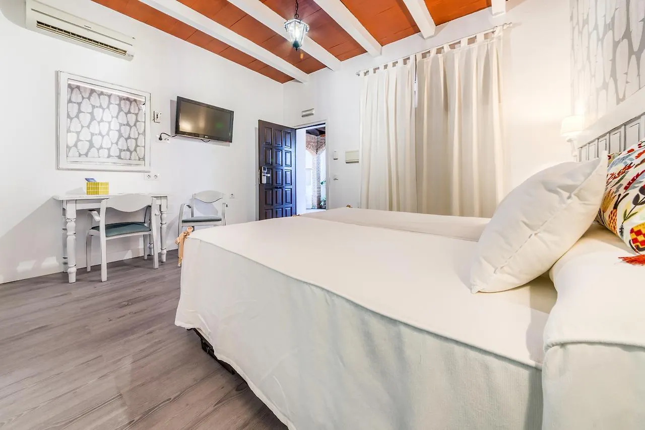 Dulce Nombre Hotel - Apartamentos تريفة