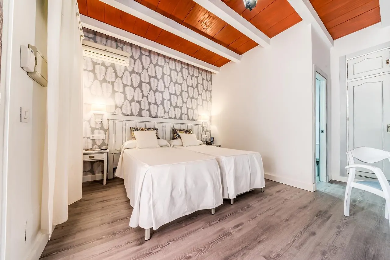 Dulce Nombre Hotel - Apartamentos تريفة